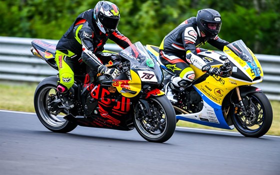 Full Throttle! Racing...  - Bild 1