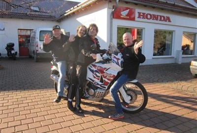 Ein Jahr geht zu Ende! Ein neues beginnt !  Unser Jubiläum "25 Jahre Honda Team Schlieter"