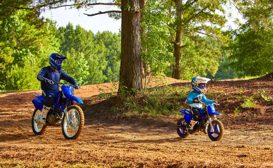 Yamaha Produktbereich „Off Road Competition“ feiert 50 Jahre YZ Bild 2: Yamaha Produktbereich „Off Road Competition“ feiert 50 Jahre YZ