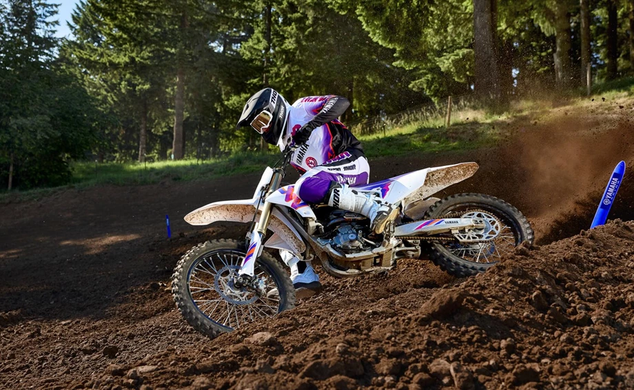Yamaha Produktbereich „Off Road Competition“ feiert 50 Jahre YZ Bild 14: Yamaha Produktbereich „Off Road Competition“ feiert 50 Jahre YZ