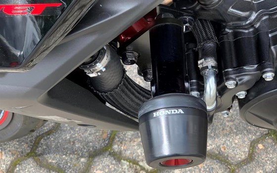 Honda CB750 Hornet  - ein wenig Umgebaut - Bild 2