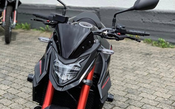 Honda CB750 Hornet  - ein wenig Umgebaut - Bild 4