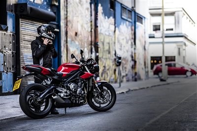 Neuheit Triumph Street Triple 765 S, R und RS