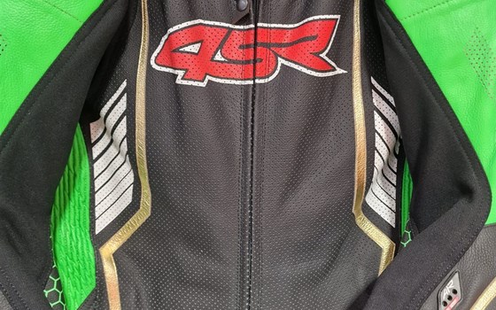 Hier kommt neue Farbe! - Bild 1