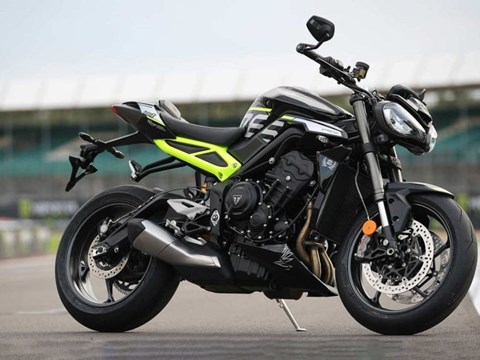 TRIUMPH Motorcycles verlängert Partnerschaft mit Moto2