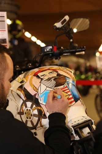 Honda Semmler - Unikat Honda CB 650 F Bild 2: Honda Semmler - Unikat Honda CB 650 F