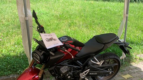 Honda-Kooperation mit Motorradtourismus: Motorradurlaub zum Wohlfühlen im Waldhotel Eisenberg in der Pfalt