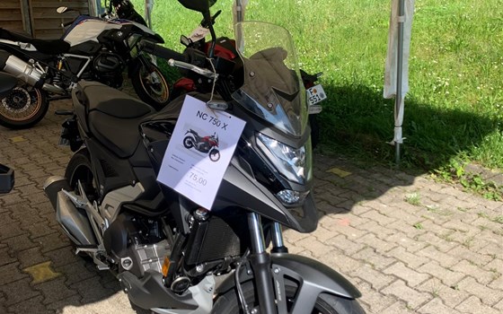 Honda-Kooperation mit Motorradtourismus: Motorradurlaub zum Wohlfühlen im Waldhotel Eisenberg in der Pfalt - Bild 2