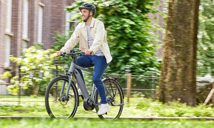 Yamaha feiert 30-jähriges Jubiläum seiner eBike-Innovation