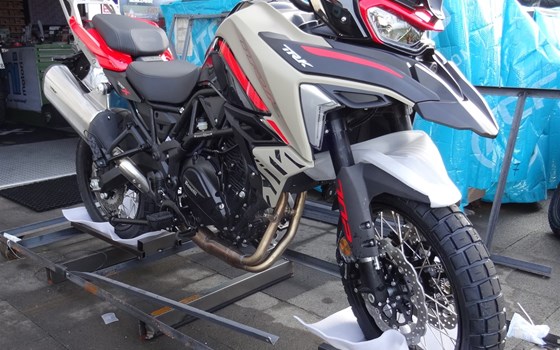 Gerade bei uns eingetroffen die neue Benelli TRK 702 X - Bild 1