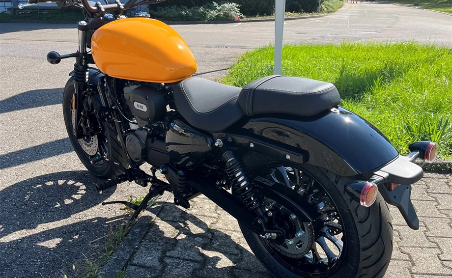 Die letzten125er B15 Hanway Basic Cruiser mit ABS und 15 PS Bild 5: Die letzten125er B15 Hanway Basic Cruiser mit ABS und 15 PS