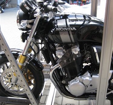 Honda Semmler - CB1100RS eingetroffen  - Bild 3 Honda Semmler - CB1100RS eingetroffen  - Bild 3