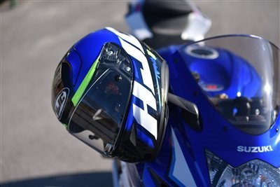 Neues von HJC Helmets