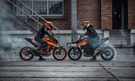 KTM 125 & 390 DUKE 2024