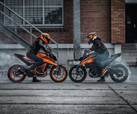 KTM 125 & 390 DUKE 2024
