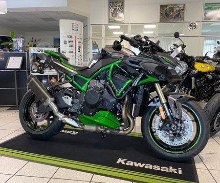 KAWASAKI Z H2 SE KOMPRESSOR - UMBAU TEAM WAHLERS EDITION