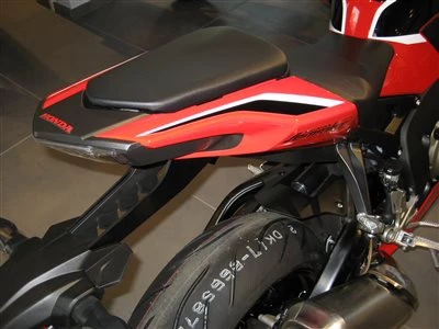 Honda Semmler - Fire Blade 2017 eingetroffen Bild 6: Honda Semmler - Fire Blade 2017 eingetroffen