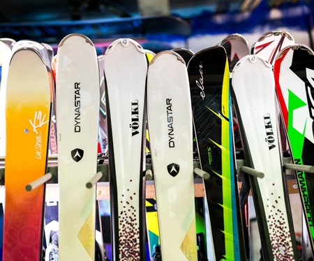 Ski/Snowboard Vermietung - Der Winter kommt