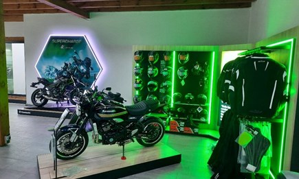 Kawasaki Motors feiert Jubiläum und ihr feiert mit