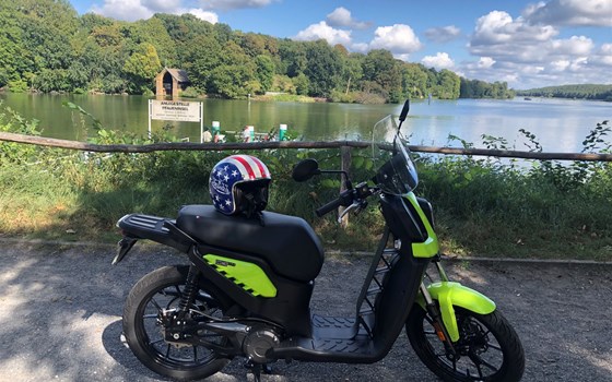 Erste Fahrt mit dem Fantic Issimo City E-Roller - Stadtflitzer - " Made in Italia " Inkl. Rückwärtsgang! - Bild 2