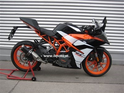 RC 390 RC 390