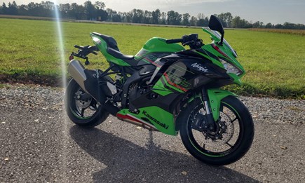 *NEU* Ninja ZX-4RR