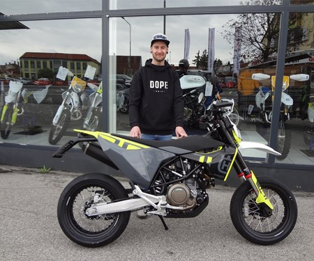 Roll out einer Husqvarna 701