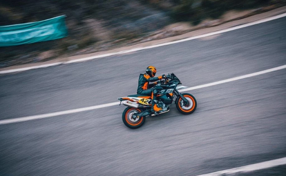 Sichere dir dein gratis TECH PACK  Bild 1: Sichere dir dein gratis TECH PACK