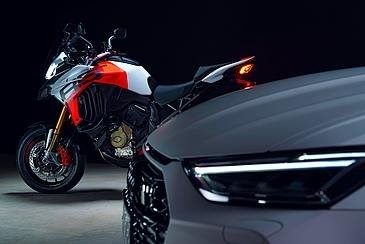 Multistrada V4 RS: Choose it all!