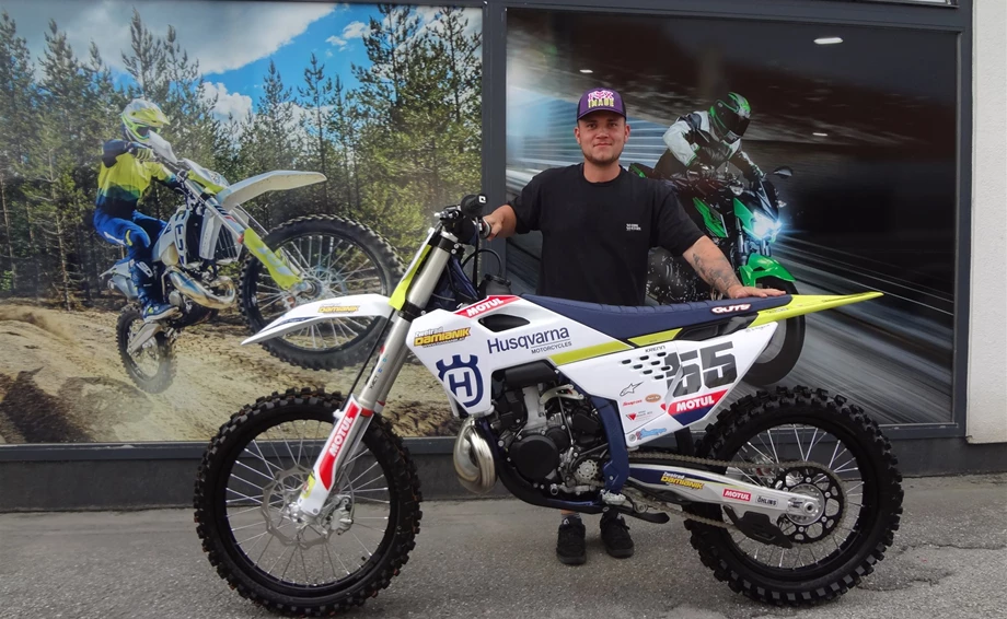 Auslieferung von Husqvarna TC 250, Modell 2024  Bikes!! Bild 1: Auslieferung von Husqvarna TC 250, Modell 2024  Bikes!!