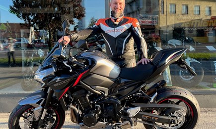 Manchmal braucht man eine ganze Tankfüllung, bevor man klar denken kann.