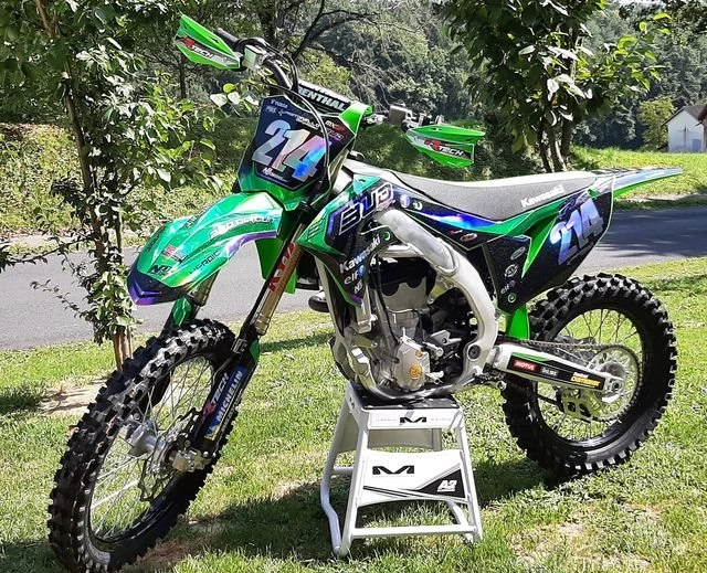 Auch Mädl's fahren Motocross!! Bild 1: Auch Mädl's fahren Motocross!!