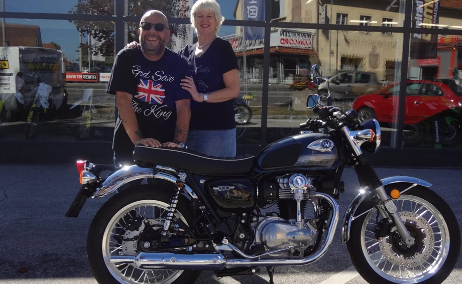Die Straße ist ewig, der Wind ist beständig. Was gibt es sonst noch mit einer solchen Garantie? Bild 1: Die Straße ist ewig, der Wind ist beständig. Was gibt es sonst noch mit einer solchen Garantie?