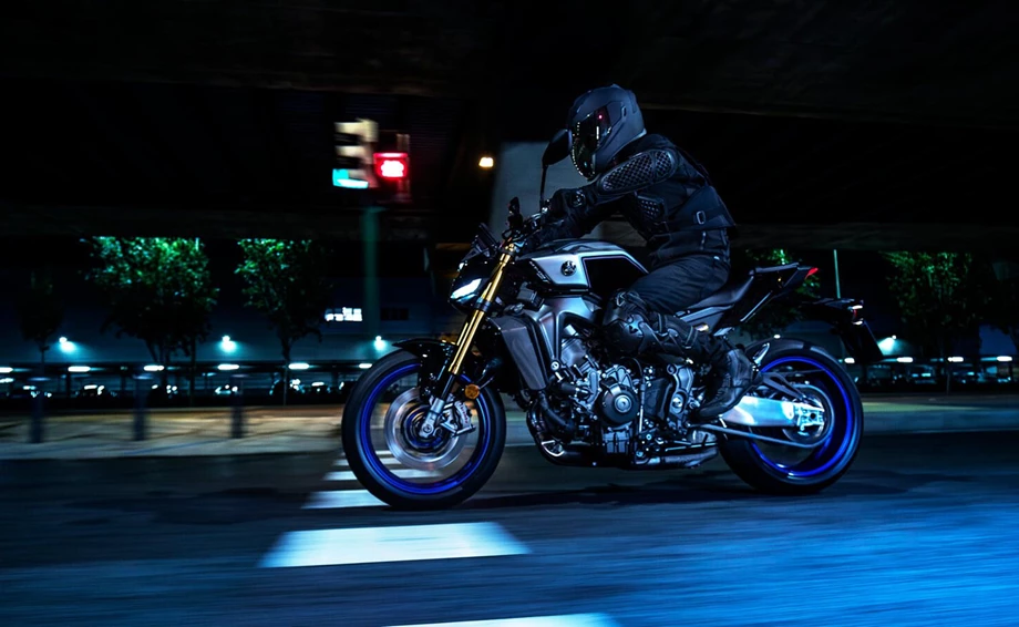 Darkness Refined: Die neue MT-09 SP Bild 9: Darkness Refined: Die neue MT-09 SP