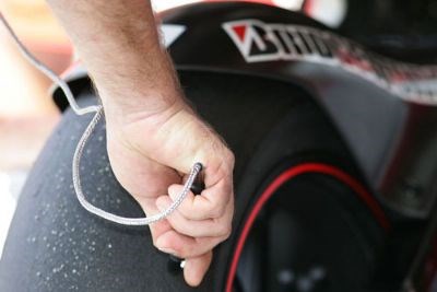 1000 Reifen von Bridgestone Motorsport für den GP von Philip Island/Australien