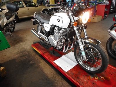 Honda CB1100 - Bild 2