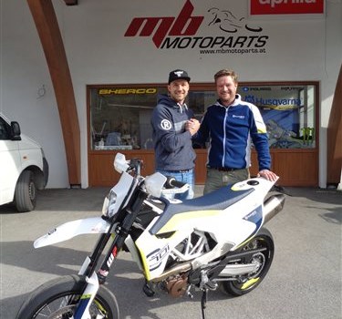 HUSQVARNA 701 SM goes STREET!!!! - Bild 1