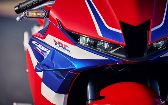 DAS COMEBACK DER CBR600RR - Bild 3