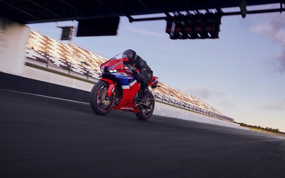 DAS COMEBACK DER CBR600RR - Bild 5