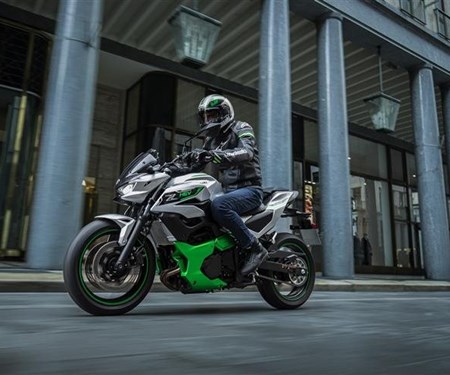Kawasaki vergrössert das Angebot an Hybridmodellen mit neuem Z Modell
