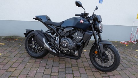 Honda CB 1000 R ein wenig umgebaut