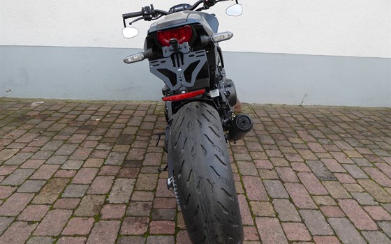 Honda CB 1000 R ein wenig umgebaut - Bild 6