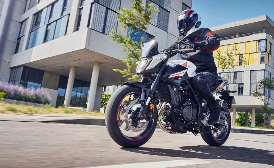 Honda Semmler - 2024er Honda CB500 Hornet Bild 18: Honda Semmler - 2024er Honda CB500 Hornet