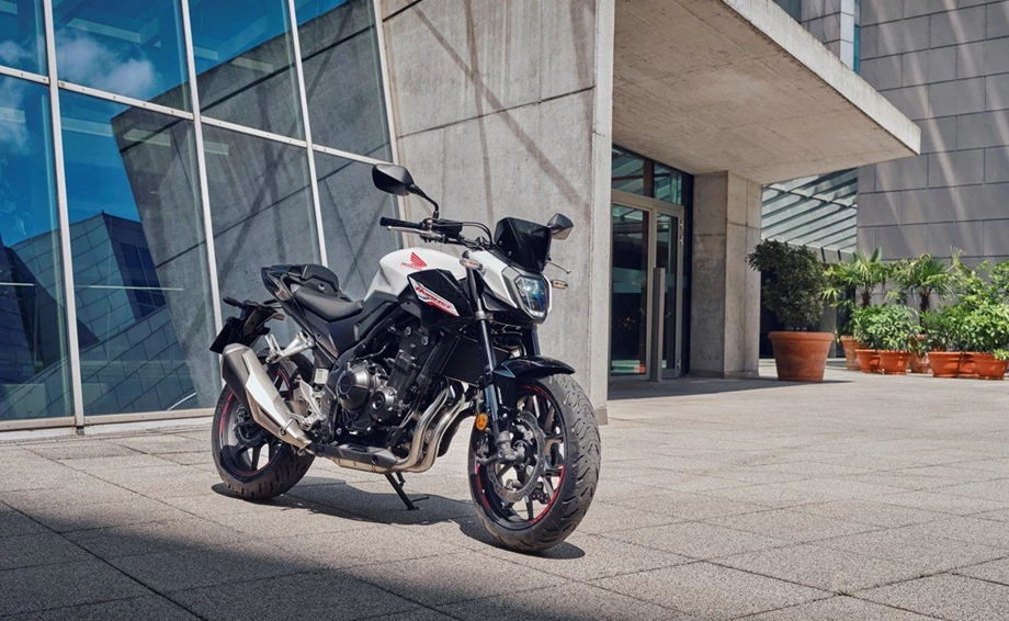 Honda Semmler - 2024er Honda CB500 Hornet Bild 7: Honda Semmler - 2024er Honda CB500 Hornet