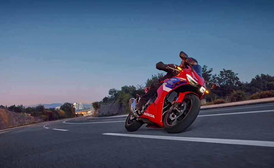 Honda Semmler - 2024er Honda CBR500R Bild 10: Honda Semmler - 2024er Honda CBR500R