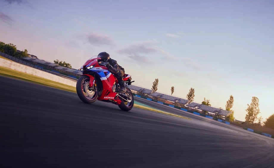 Honda Semmler - 2024er Honda CBR600RR Bild 7: Honda Semmler - 2024er Honda CBR600RR