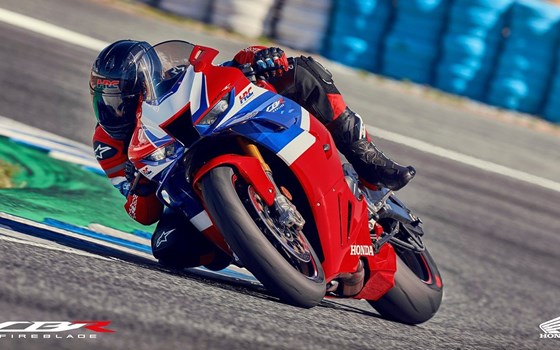 Honda Semmler - 2024er Honda CBR1000RR-R Fireblade - Bild 13