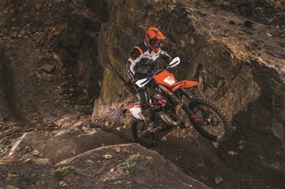 KTM bringt 2-Takt-Modelle EXC TPI mit Kraftstoffeinspritzung