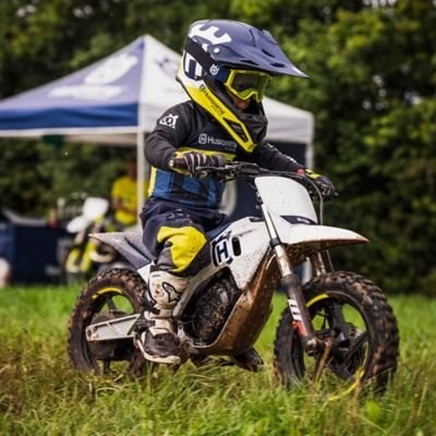 Husqvarna Motorcycles unveils latest electric motocross machine Husqvarna Motorcycles has expanded its growing line-up of e-powered minicycles for 2024 with the introduction of an all-new mo ... Weiter >>
