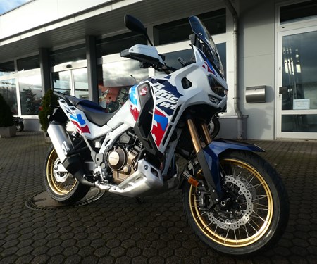 Die neue CRF 1100 Adventure Sports  ist eingetroffen !